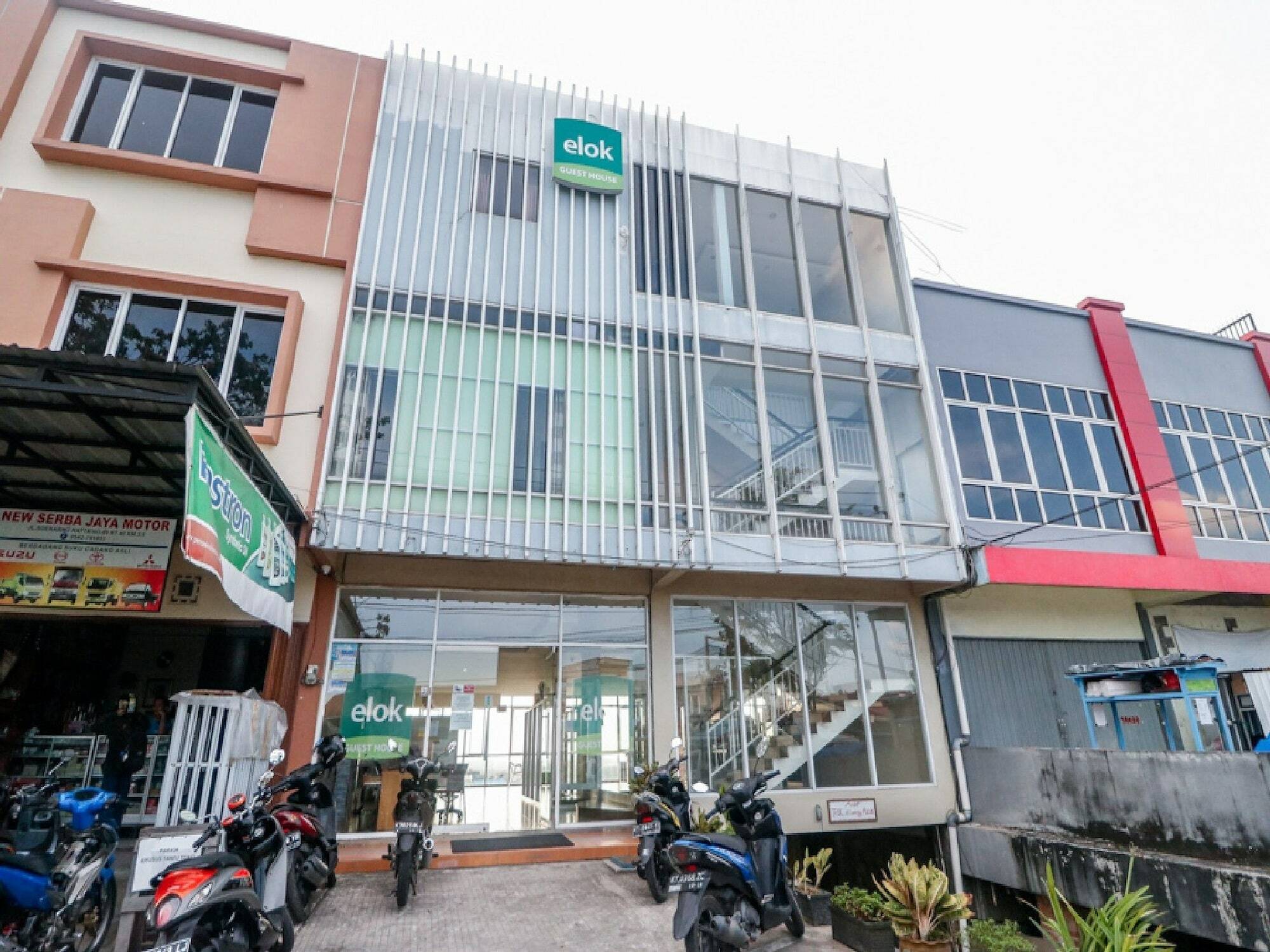 Reddoorz Near Terminal Batu Ampar Hotel Balikpapan  Exterior photo